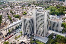 Drohnenaufnahme des Bonner Stadthauses